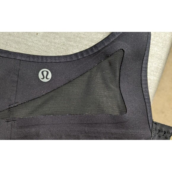 Women's LULULEMON Swift Speed Black Adjustable Strap High Support Bra 32D - Picture 10 of 13